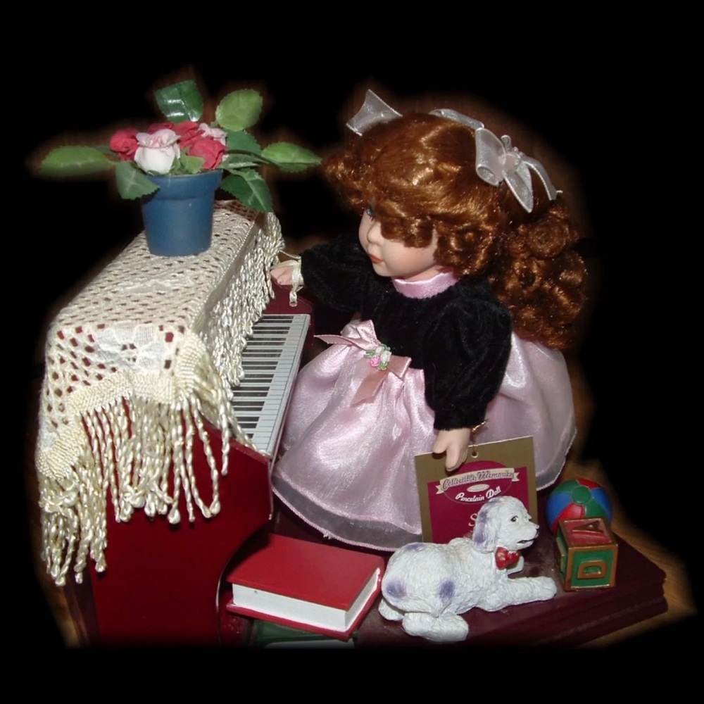 Collectible Memories porcelain Victorian